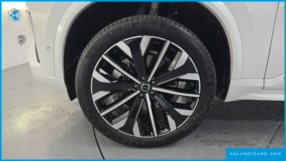 VOLVO XC90 B6 ULTRA BRIGHT