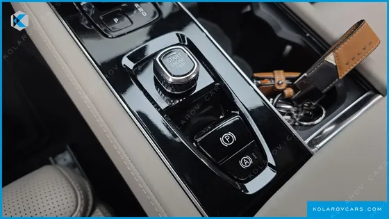 VOLVO XC90 B6 ULTRA BRIGHT
