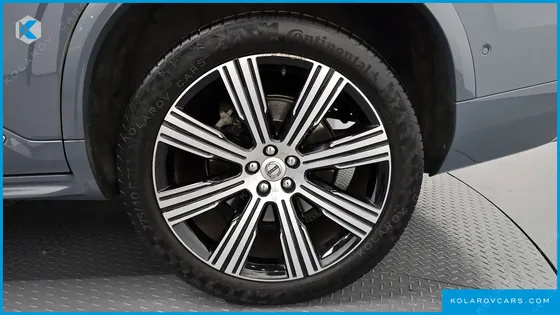 VOLVO XC90 B6 INSCRIPTION