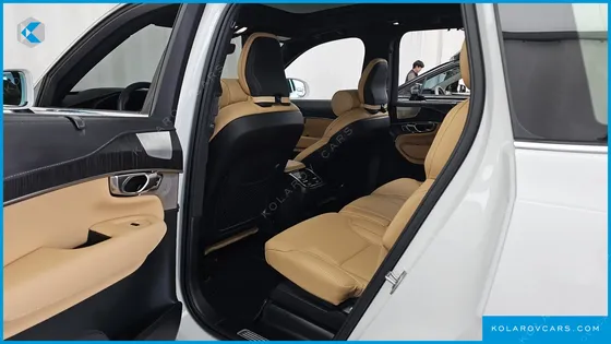VOLVO XC90 B6 ULTIMATE BRIGHT