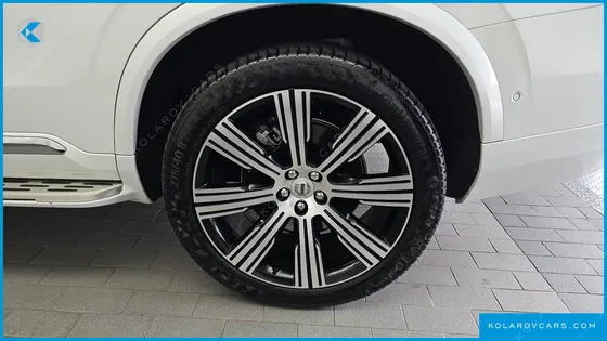 VOLVO XC90 B6 ULTIMATE BRIGHT