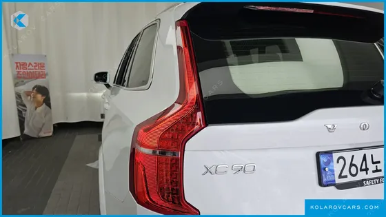 VOLVO XC90 B6 ULTIMATE BRIGHT