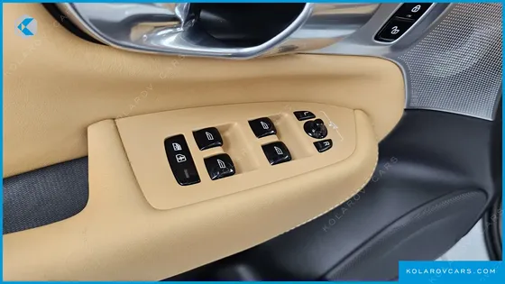 VOLVO XC90 B6 ULTIMATE BRIGHT