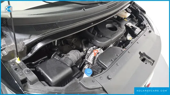 HYUNDAI STAREX 4WD URBAN 9-SEATER