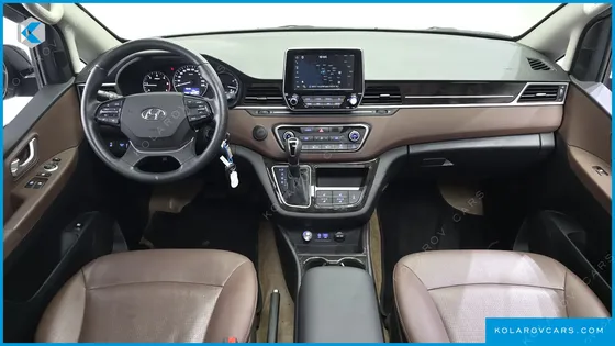 HYUNDAI STAREX 4WD URBAN 9-SEATER