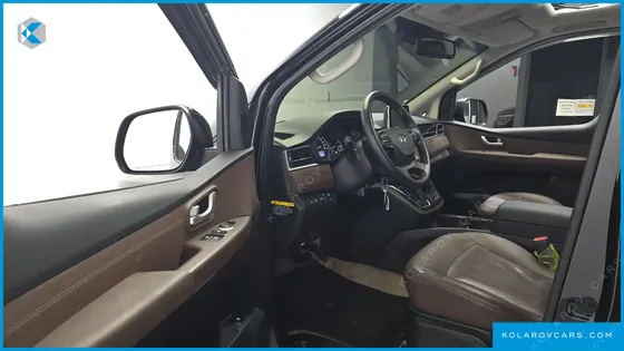HYUNDAI STAREX 4WD URBAN 9-SEATER