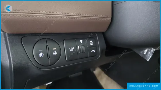 HYUNDAI STAREX 4WD URBAN 9-SEATER