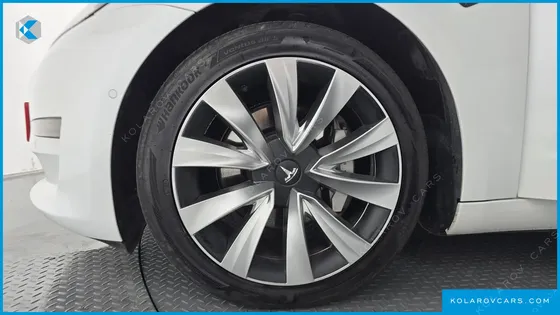 TESLA MODEL 3 LONG RANGE AWD