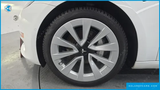 TESLA MODEL 3 LONG RANGE AWD