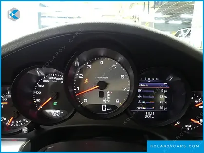 PORSCHE 911 CARRERA 4S