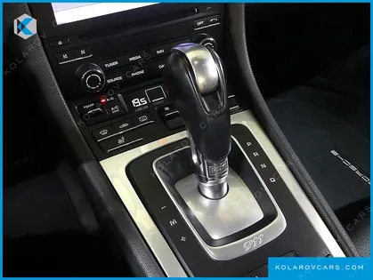 PORSCHE 911 CARRERA 4S