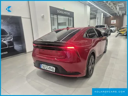 TOYOTA PRIUS 2.0 LE