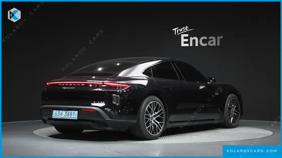 PORSCHE TAYCAN 4S