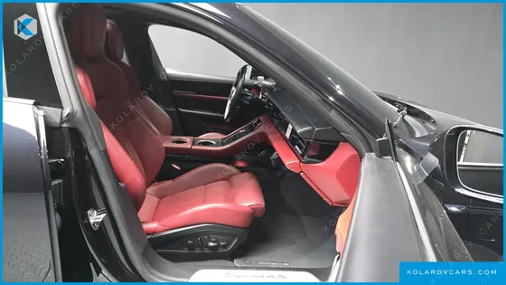PORSCHE TAYCAN 4S