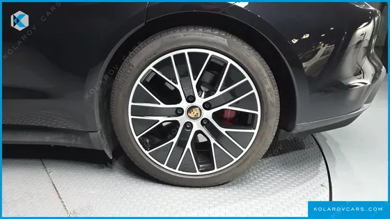 PORSCHE TAYCAN 4S