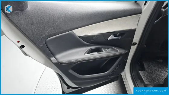 PEUGEOT 3008 1.5 BLUEHDI GT