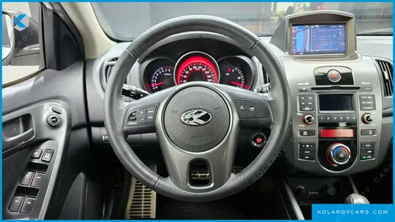 KIA FORTE 1.6 CVVT PREMIUM SI
