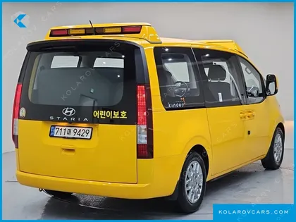 HYUNDAI STARIA L3.5  KINDER SAFETY CAR