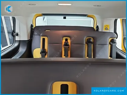 HYUNDAI STARIA L3.5  KINDER SAFETY CAR