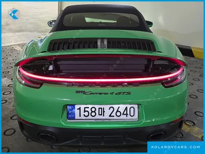 PORSCHE 911 CARRERA 4 GTS CABRIOLET