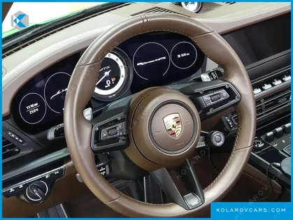 PORSCHE 911 CARRERA 4 GTS CABRIOLET