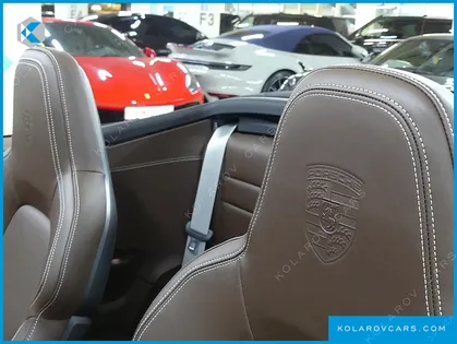 PORSCHE 911 CARRERA 4 GTS CABRIOLET