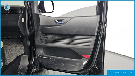 HYUNDAI STARIA HEV 1.6 CARGO 3-SEATER