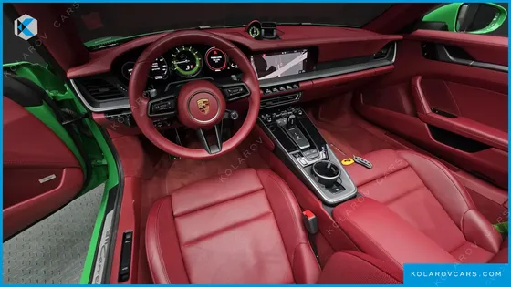 PORSCHE 911 CARRERA 4 CABRIOLET