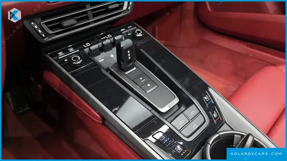 PORSCHE 911 CARRERA 4 CABRIOLET