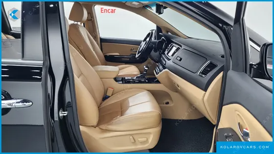 KIA CARNIVAL 7-SEATER LIMOUSINE