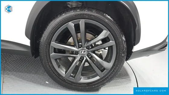 LEXUS NX PREMIUM