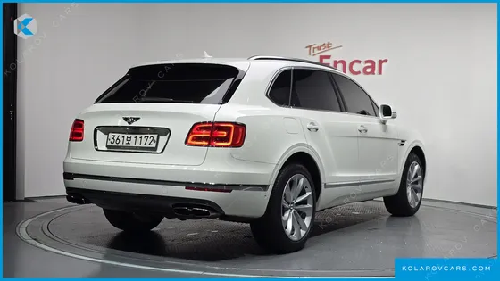 BENTLEY BENTAYGA 4.0 V8