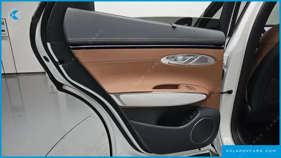 GENESIS GV70 2.5T GASOLINE 2WD