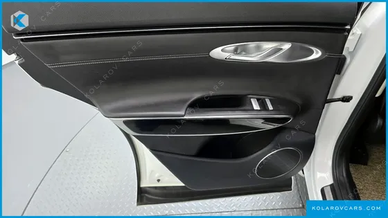 GENESIS GV70 2.5T GASOLINE 2WD