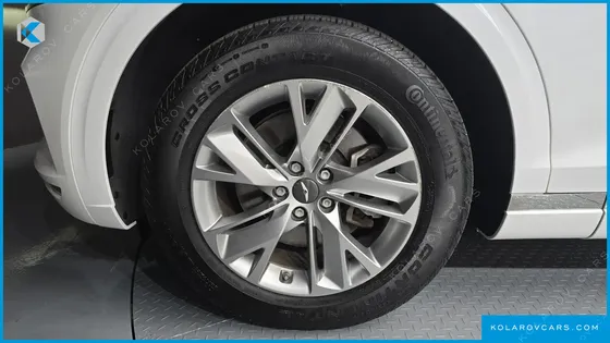 GENESIS GV70 2.5T GASOLINE 2WD