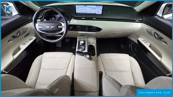 GENESIS GV70 2.5T GASOLINE 2WD