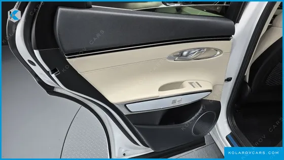 GENESIS GV70 2.5T GASOLINE 2WD