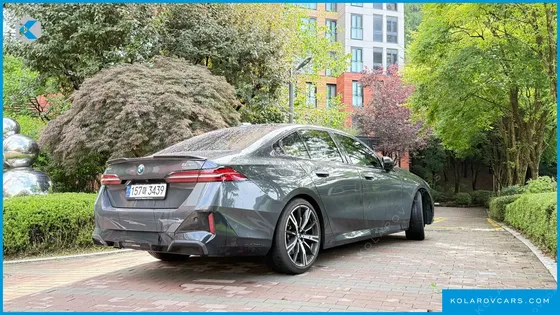 BMW 5 SERIES 530E M SPORT