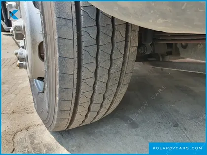 HYUNDAI MEGA TRUCK GOLD