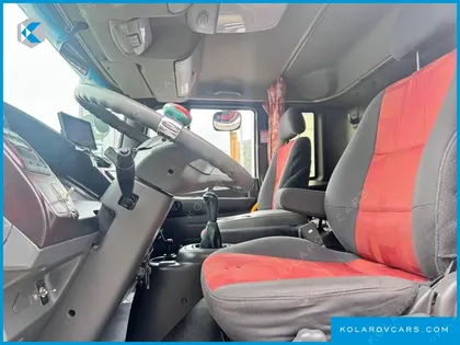 HYUNDAI MEGA TRUCK GOLD