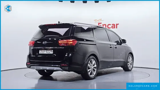 KIA CARNIVAL 9-SEATER NOBLESSE SPECIAL
