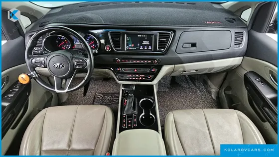 KIA CARNIVAL 9-SEATER NOBLESSE SPECIAL