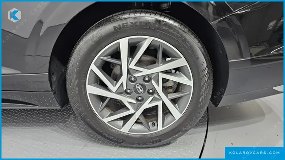 HYUNDAI GRANDEUR 2,5 GASOLINE 2WD
