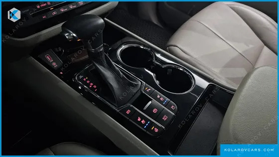 KIA CARNIVAL 9-SEATER NOBLESSE SPECIAL