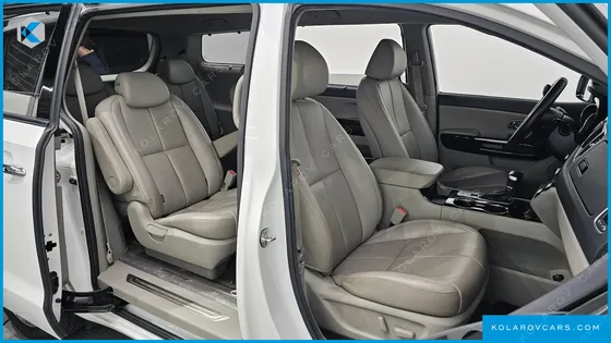 KIA CARNIVAL 9-SEATER NOBLESSE SPECIAL
