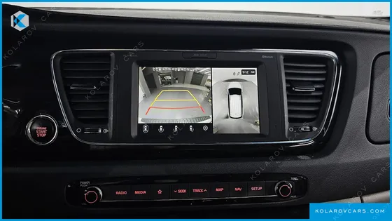 KIA CARNIVAL 9-SEATER NOBLESSE SPECIAL