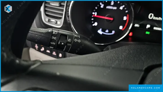 KIA CARNIVAL 9-SEATER NOBLESSE SPECIAL