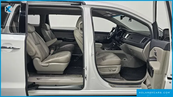 KIA CARNIVAL 9-SEATER NOBLESSE SPECIAL