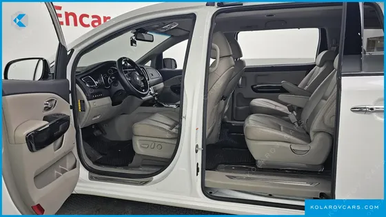 KIA CARNIVAL 9-SEATER NOBLESSE SPECIAL