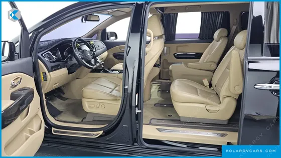 KIA CARNIVAL GASOLINE 9-SEATER HI-LIMOUSINE